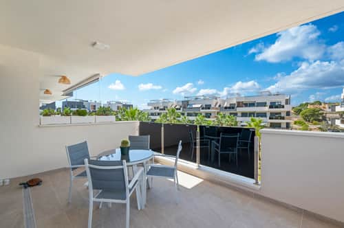 Gemeubileerd hoekappartement met 2 slaapkamers en groot terras in Villamartín — foto 6