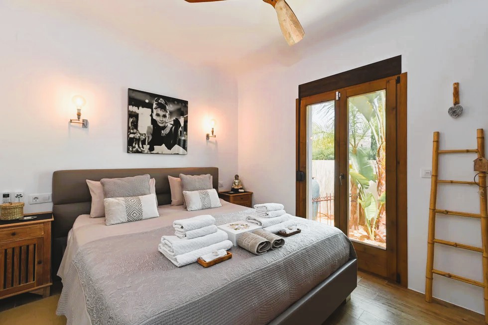 Double Villa in Moraira — 3 En-suite Bedrooms, Two Pools