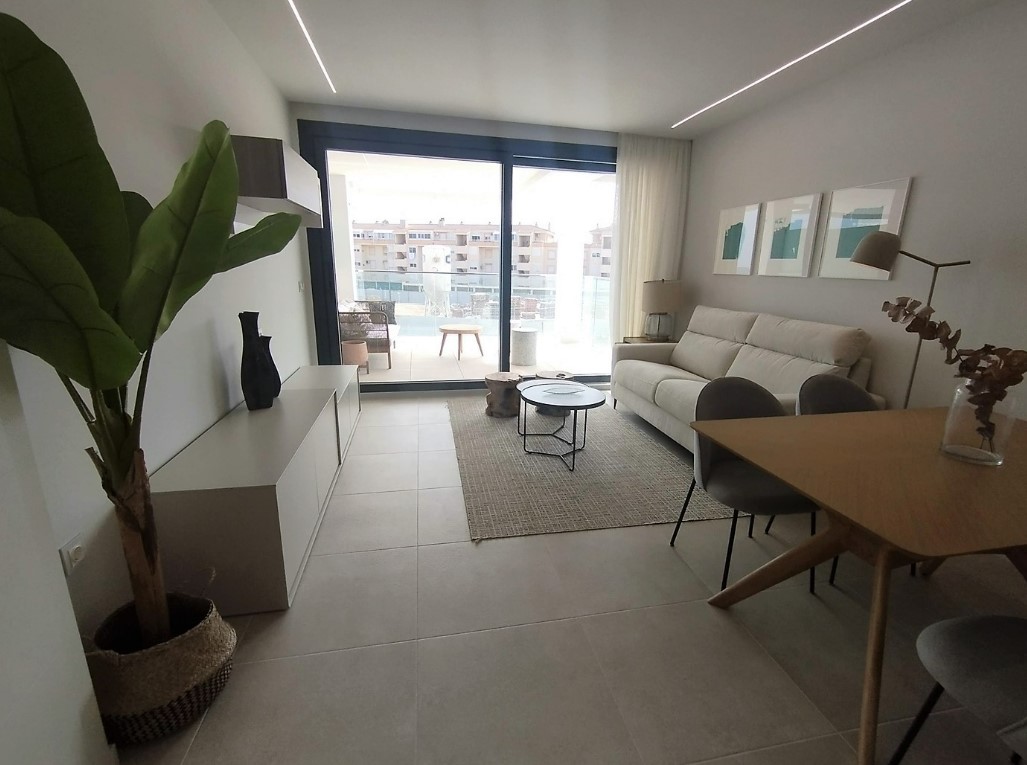 Apartamento de obra nueva en primera línea en playa en Dénia - 9