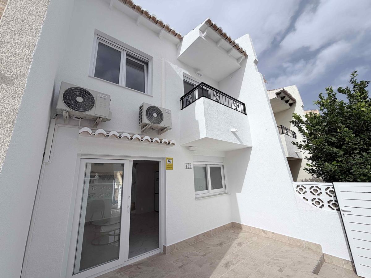 Rijwoning met 3 slaapkamers in Torrevieja