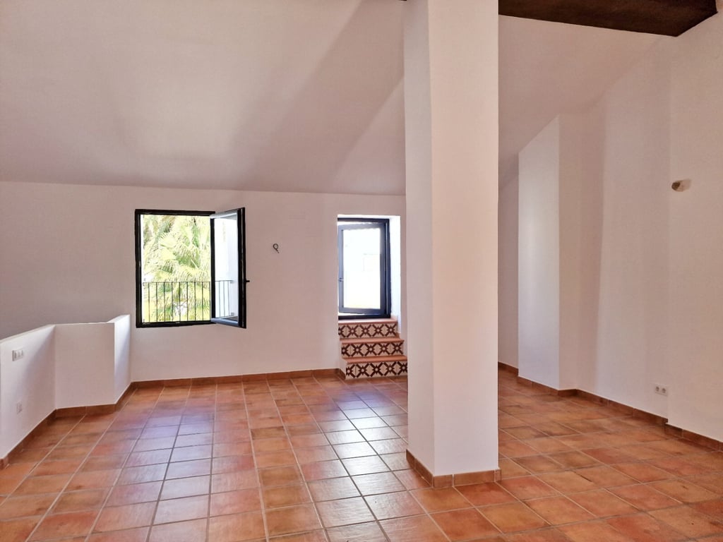 Casa de pueblo de estilo mediterráneo cerca del mar - 36