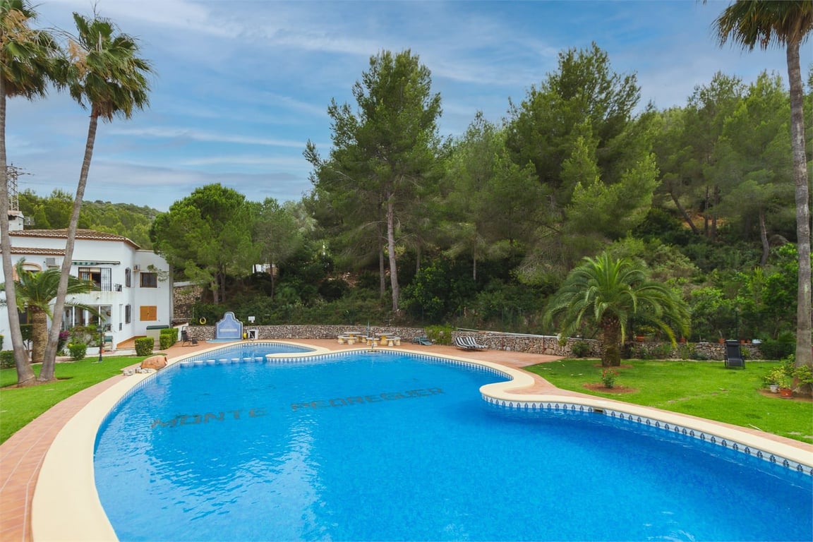 Bungalow con piscina comunitaria en Pedreguer - 35