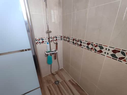Penthouse met 3 slaapkamers, solarium en frontaal zeezicht aan de boulevard van Torrevieja — foto 17