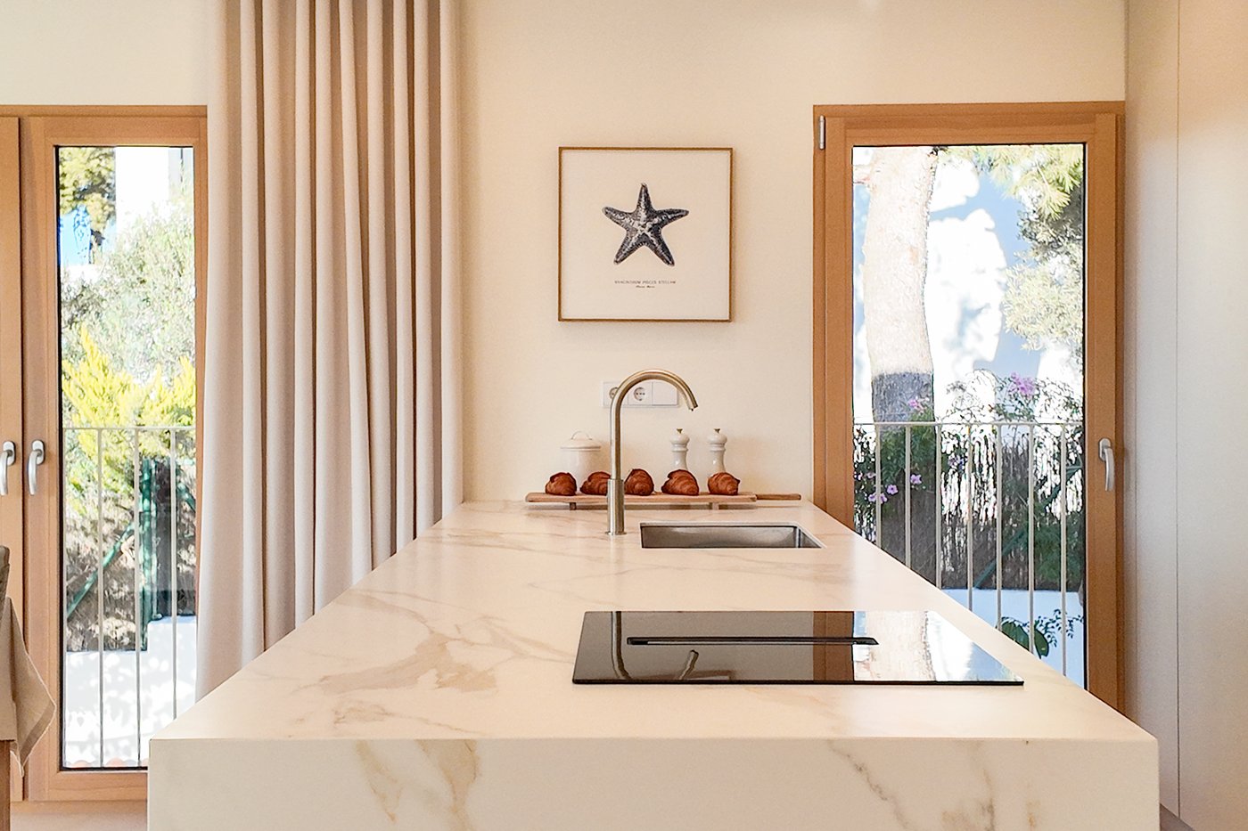 Isaac Albeniz- Contemporary Mediterranean Villa