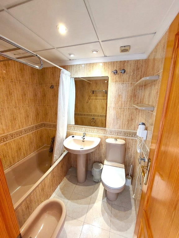 Property #RH20340 - 10