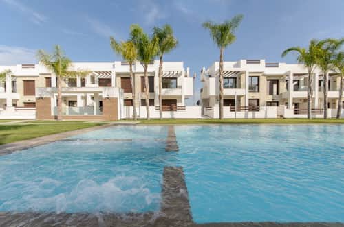 Nieuwbouwbungalow met groot terras in Los Balcones, Torrevieja — foto 29