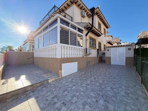 Rijwoning met 2 slaapkamers in Orihuela Costa — foto 6