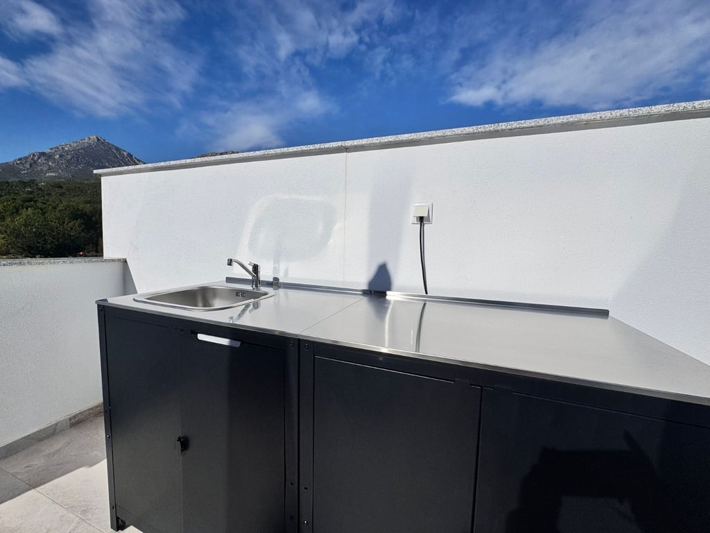 Property #RH21141 - 27