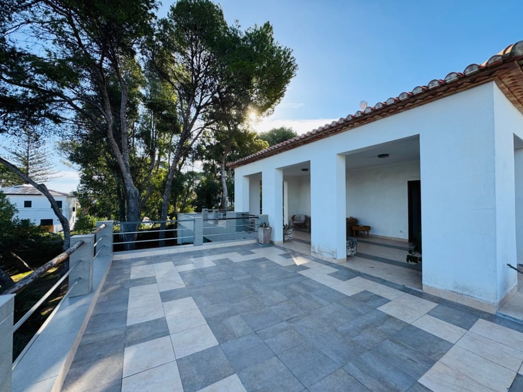 Dénia. Las Rotas. Villa grande con 2885 m2 parcela cerca del mar en venta - 37