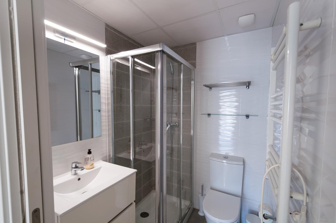 Property #RH21407 - 13