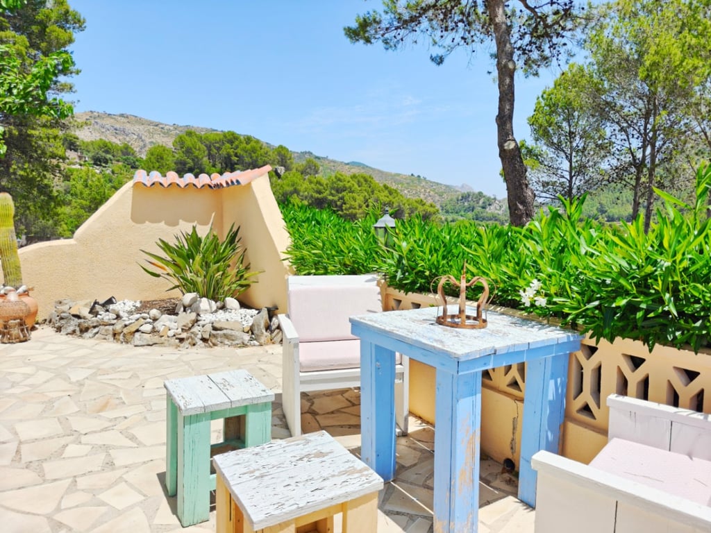 Finca a Castell de Castells en venda amb 5 habitacions, piscina i ampli terreny. - 31