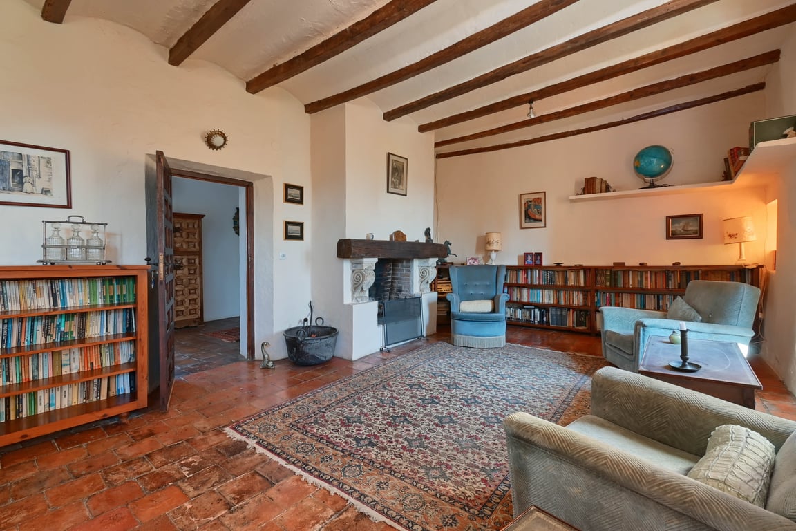 5-bed Villa in Dénia photo 2