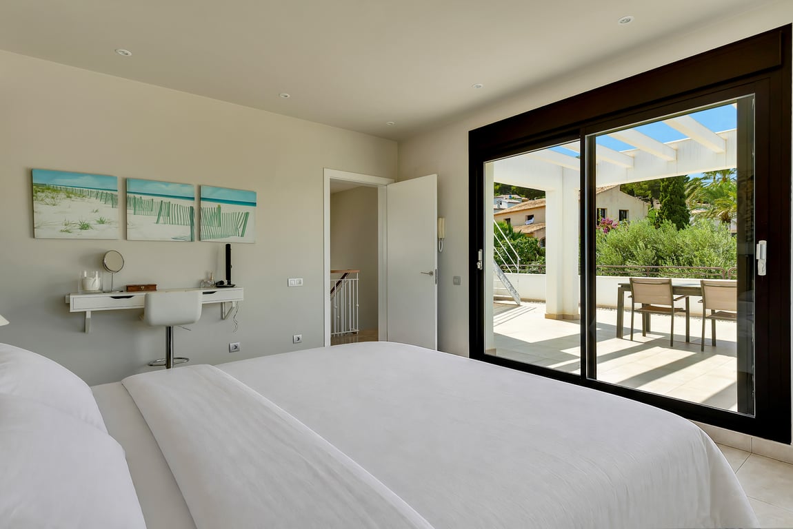 3-bed Villa in Jávea photo 12
