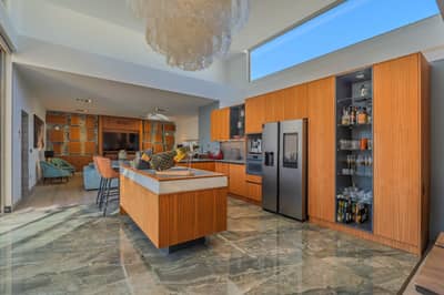 Property #TSR2570C - Image 2