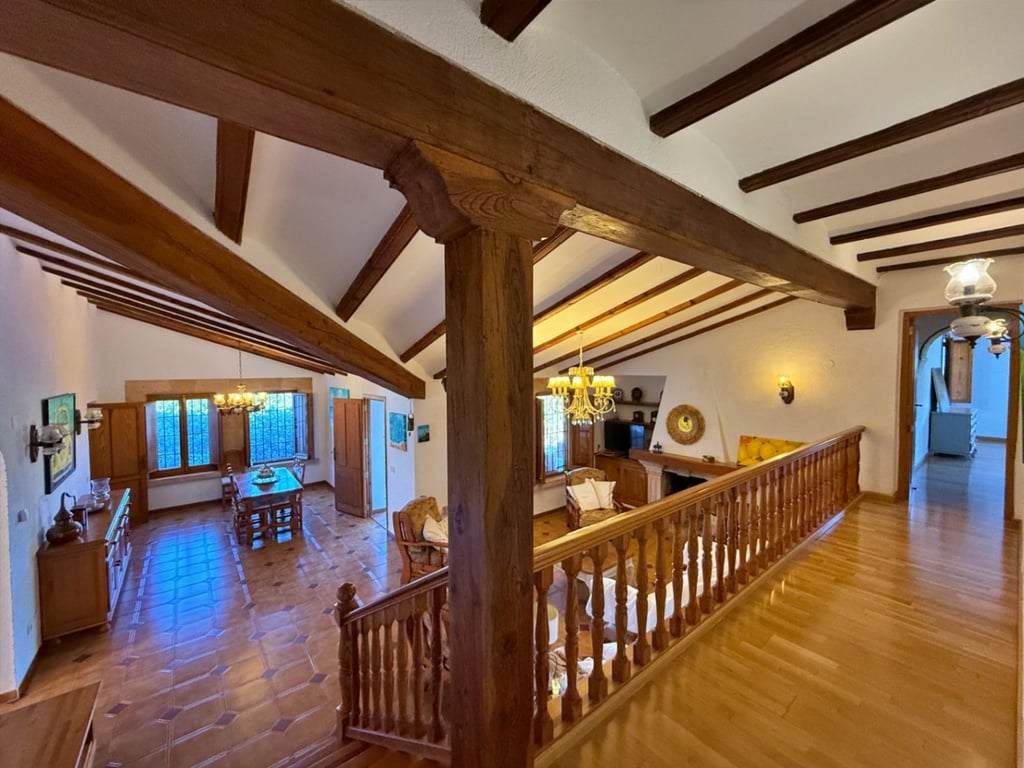 DHJV329 - Verkoop. Villa in Javea