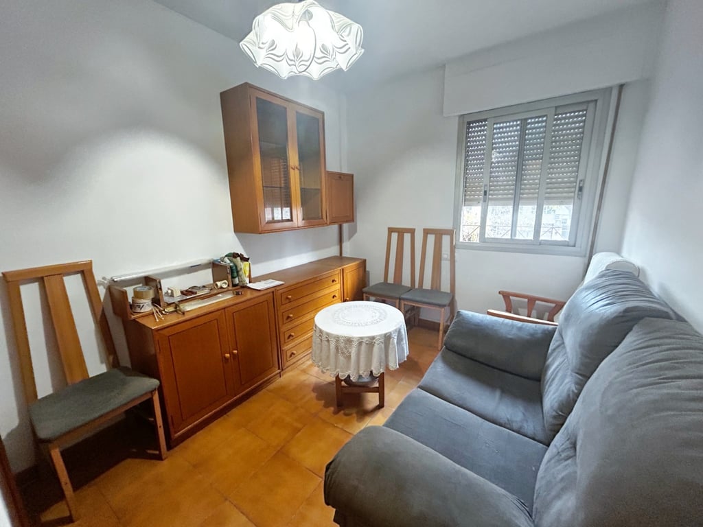 Piso económico en Benissa pueblo, amplio, luminoso y a 5 minutos del centro - 2