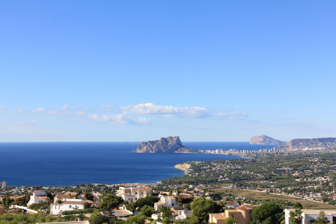El Oasis de Lujo: Vistas y Orientación Inmejorables - 28