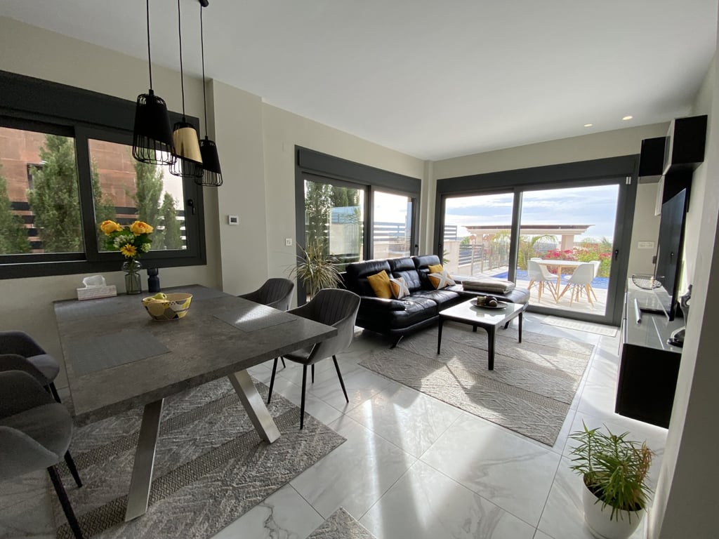 Property #RH20338 - 5