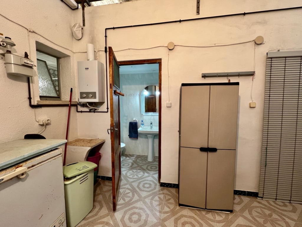 Amplio piso de 3 habitaciones en Pedreguer - 20