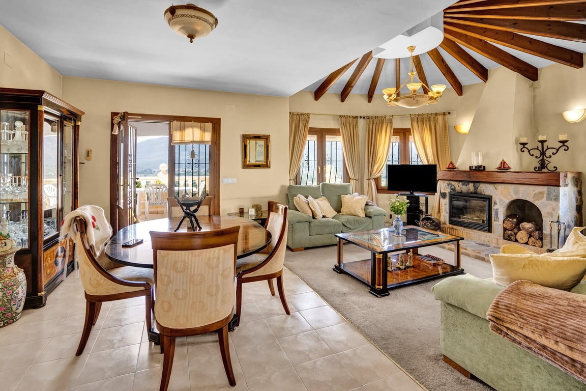 5-bed Villa in Murla photo 6