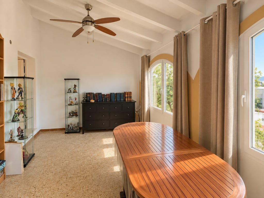 4-bed Villa in Jávea photo 15