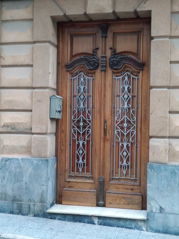 Oportunidad Única: Gran Casa Tradicional en el Centro de Pedreguer - 2