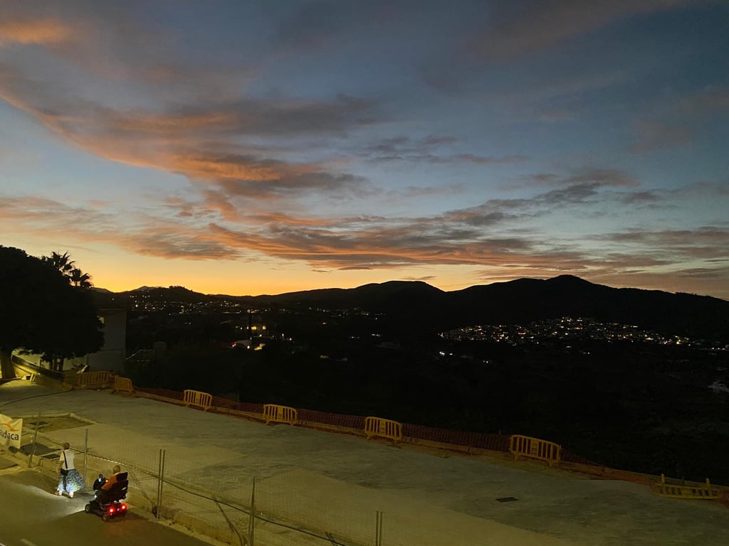 Se vende solar urbano en el pueblo de benitachell - 5