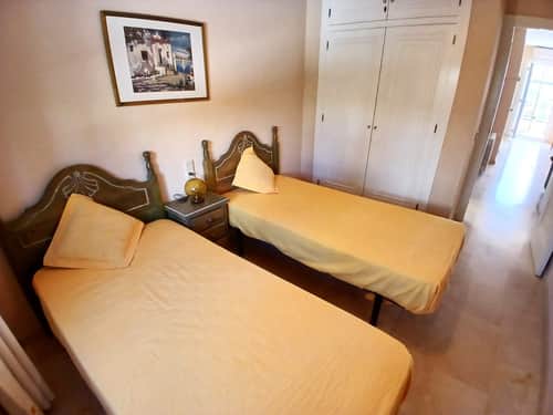 Bungalow met 2 slaapkamers in Villamartín — foto 21