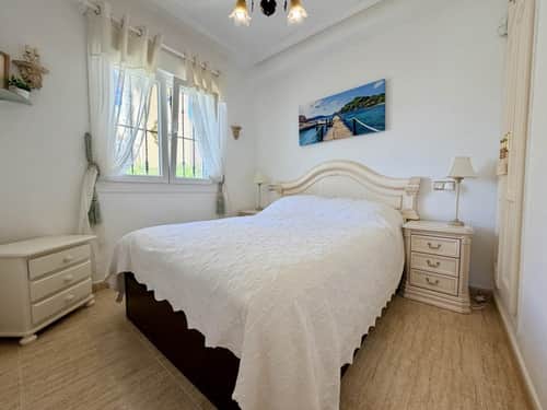Rijwoning met 3 slaapkamers in Orihuela Costa — foto 6