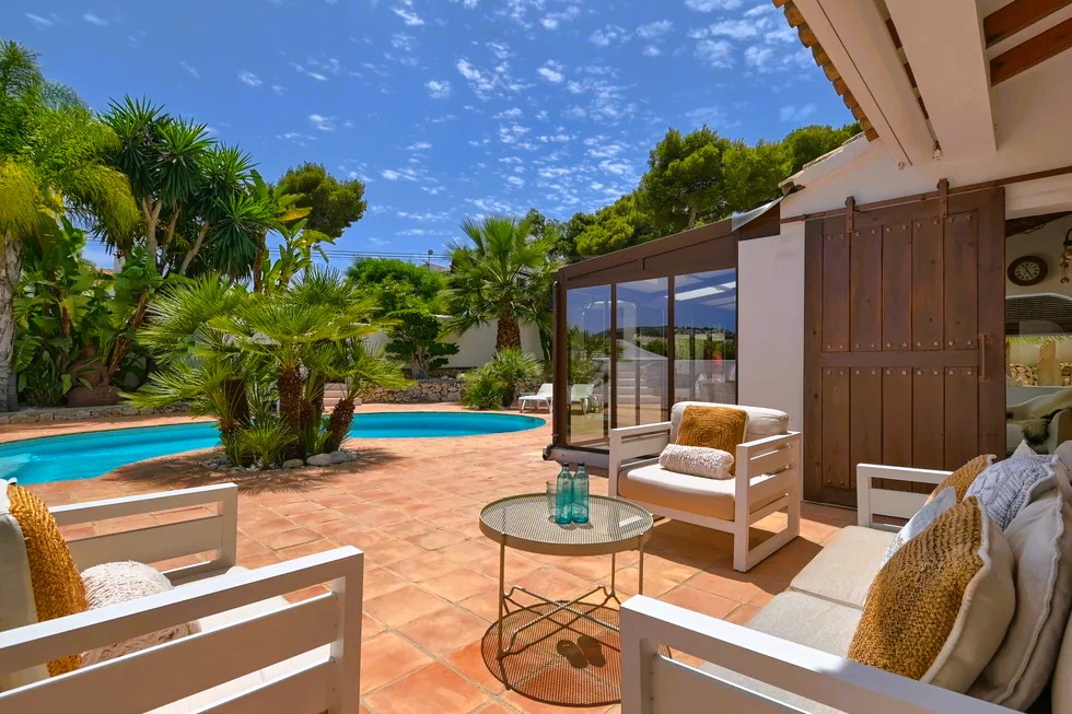 Double Villa in Moraira — 3 En-suite Bedrooms, Two Pools