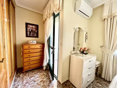 Rijwoning met 3 slaapkamers in La Zenia — foto 16
