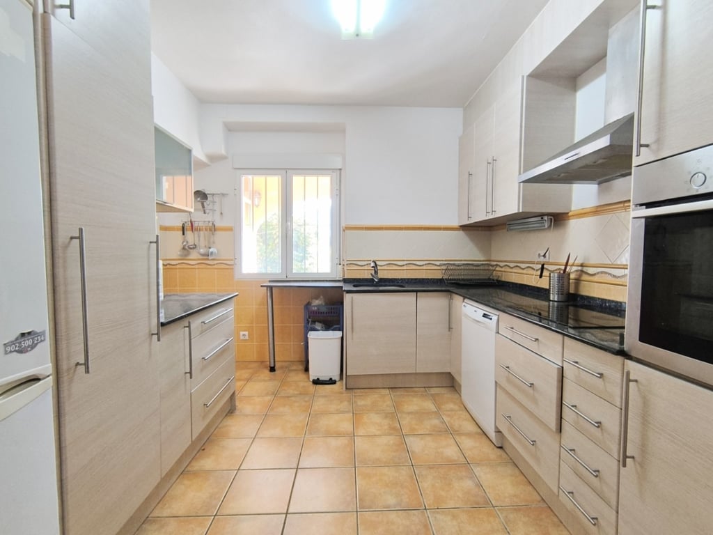 Casa en venda a Parcent amb gran parcel·la urbana i vistes panoràmiques - 8