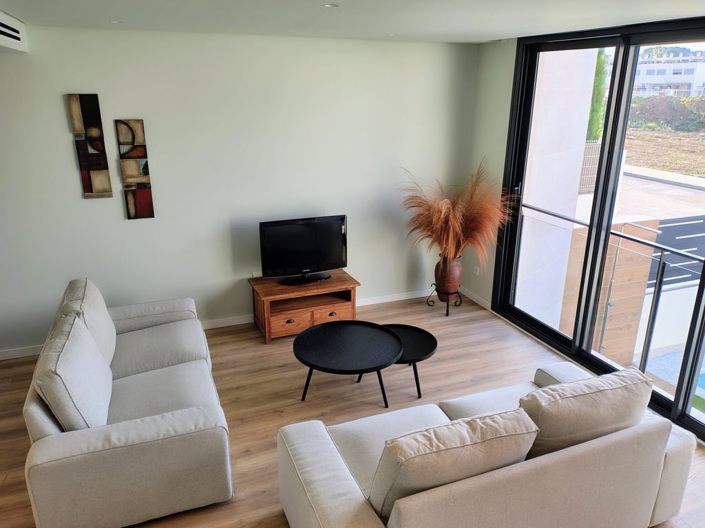 Property #RH20776 - 32