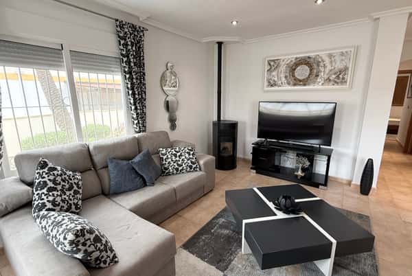 Herenhuis met 3 slaapkamers in Sucina