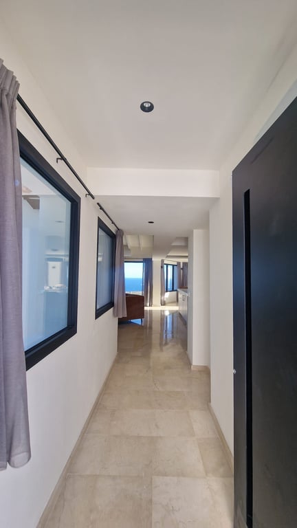 VILLA DE LUXE ÚLTIMA: RETIR DE 6 DORMITORIS, CUMBRE DEL SOL | VISTES PANORÀMIQUES AL MAR IMPRESSIONANTS | LLAVORS I SOSTENIBLE - 10