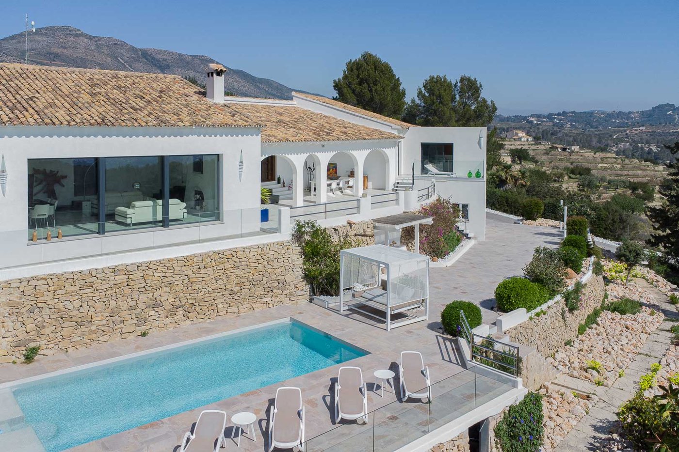 Modern finca with panoramic mountain and sea views in Benissa