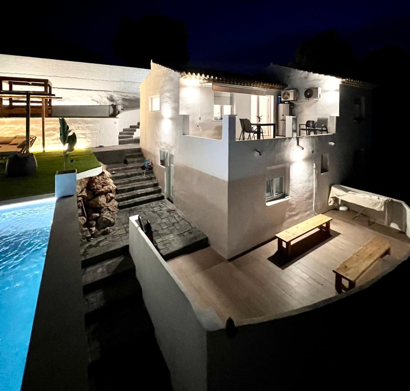 4-bed Villa in Dénia photo 18