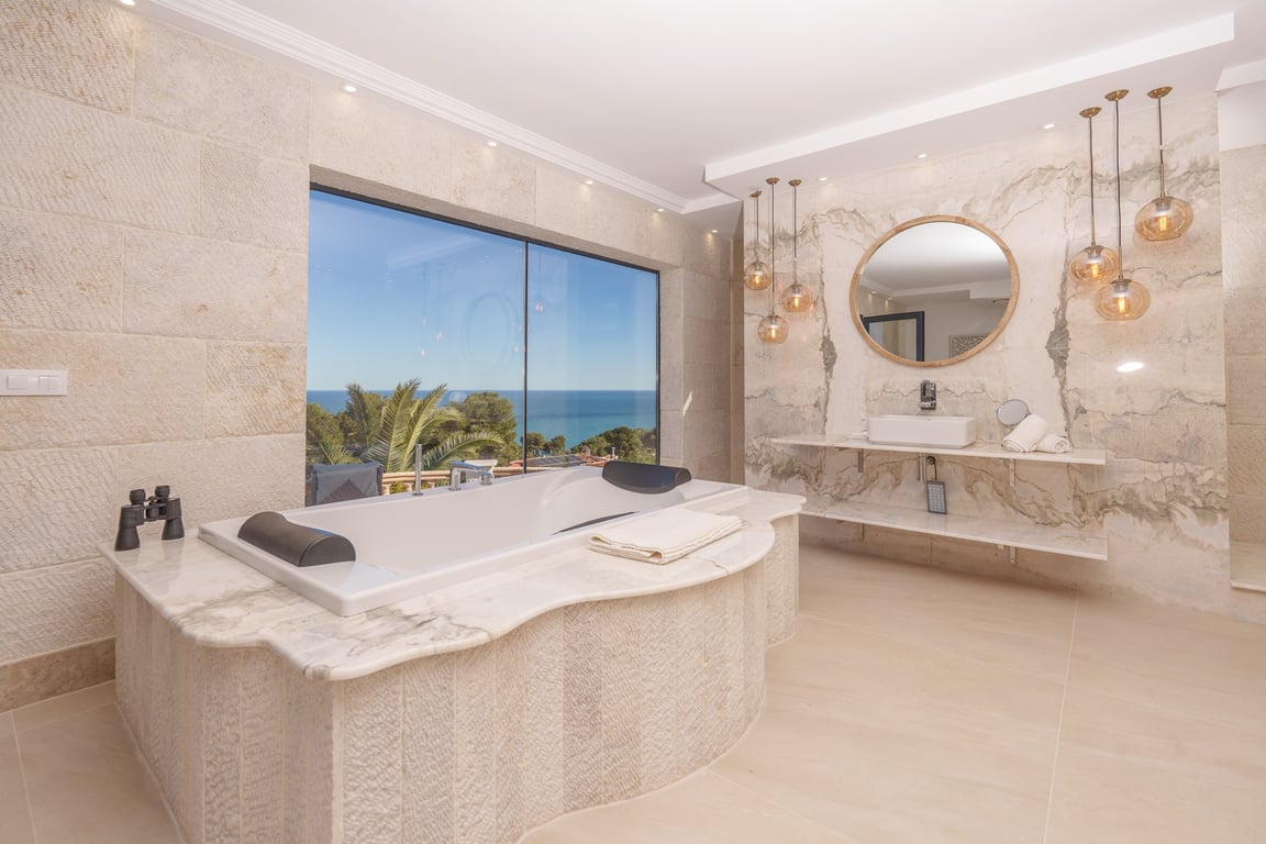 5-bed Villa in Jávea photo 18