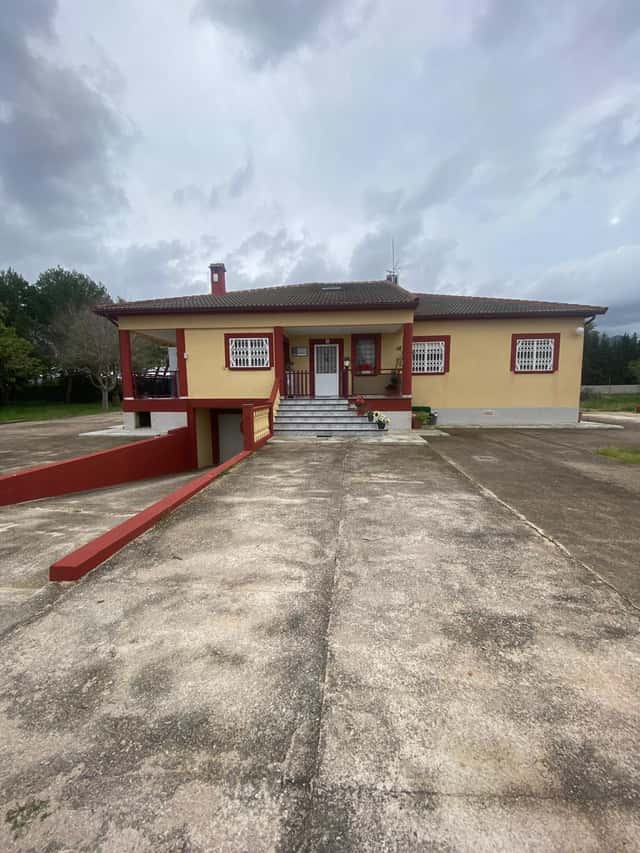 Finca in Els Poblets, 4 Schlafz., 258m²