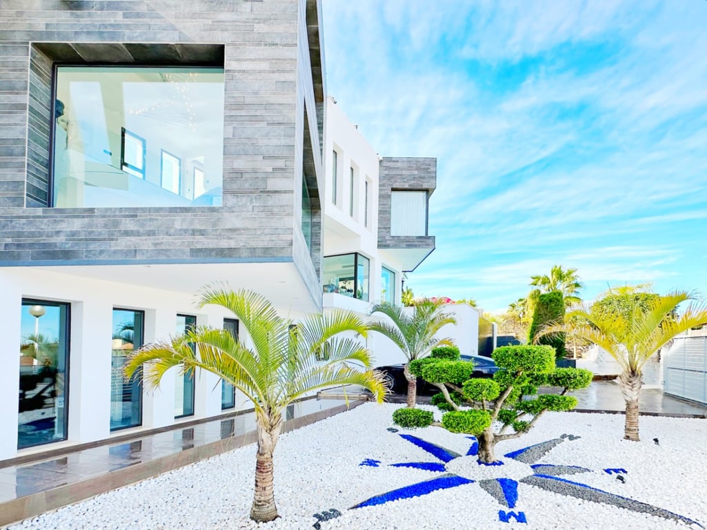 Vila de luxe a Benitachell amb vistes al mar, piscina infinity i gimnàs. - 28