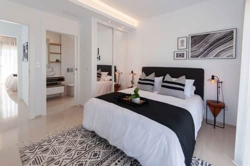 Nieuwbouwvilla met privézwembad en tuin op 900 meter van het strand in Los Alcázares — foto 10