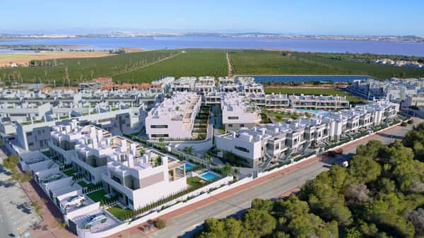 Nieuwbouwbungalow met 2 slaapkamers en solarium in Torrevieja