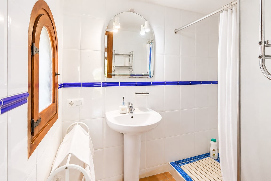 3-bed Villa in Jávea photo 11