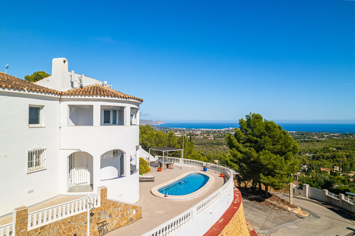5-bed Villa in Alfaz del Pi photo 14