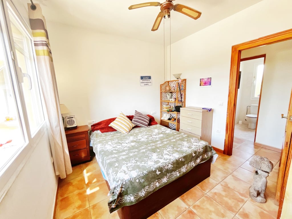 Villa a la venta en Javea con dos apartamentos independientes - 12