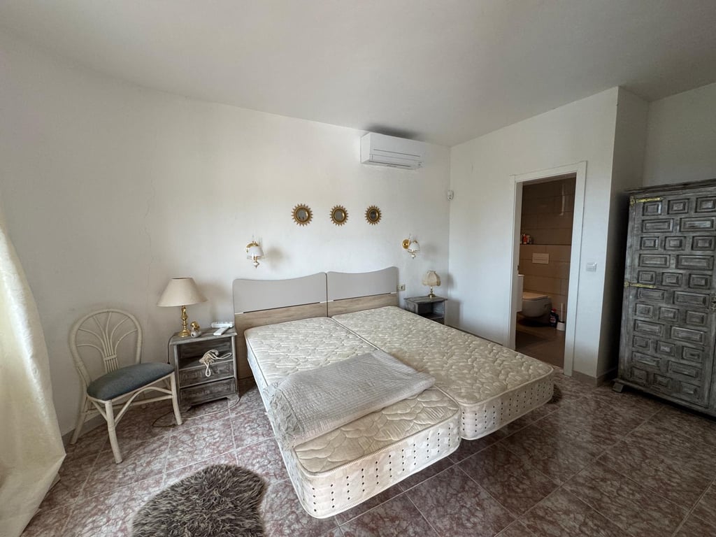 Chalet en venta en Denia, Zona Montgó: 4 habitaciones, piscina privada - 31