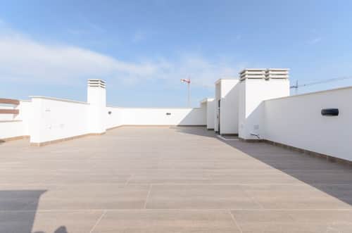 Nieuwbouwbungalow met solarium en zoutmeer-uitzicht in Los Balcones, Torrevieja — foto 29
