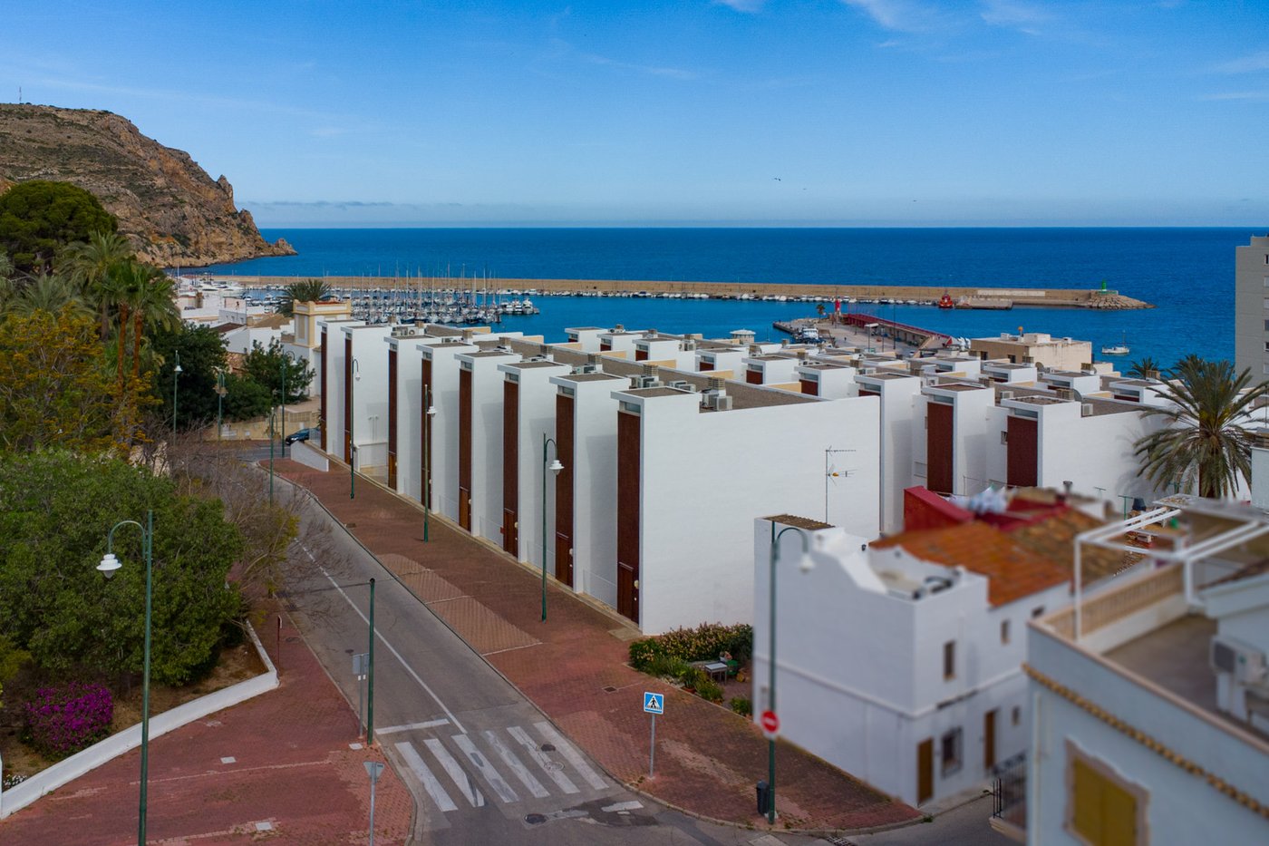 Ground-floor apartment near Jávea port — 1 bed, 1 bath — €355,000