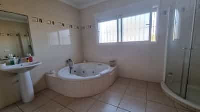 Property R4389595