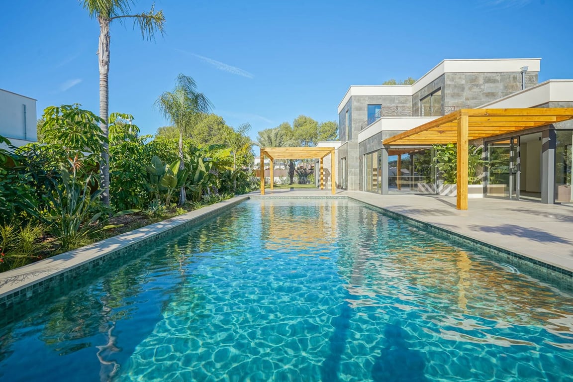 Property #RH21273 - 2